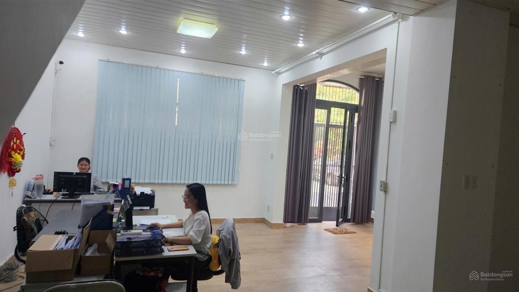 Chính chủ cho thuê 2 mặt tiền hẻm 43r/32 hồ văn huê, 1 trệt 3 lầu 411m2