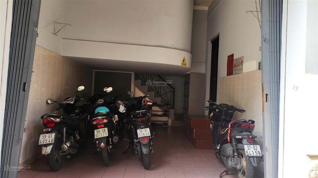 Chính chủ cho thuê 2 mặt tiền hẻm 43r/32 hồ văn huê, 1 trệt 3 lầu 411m2