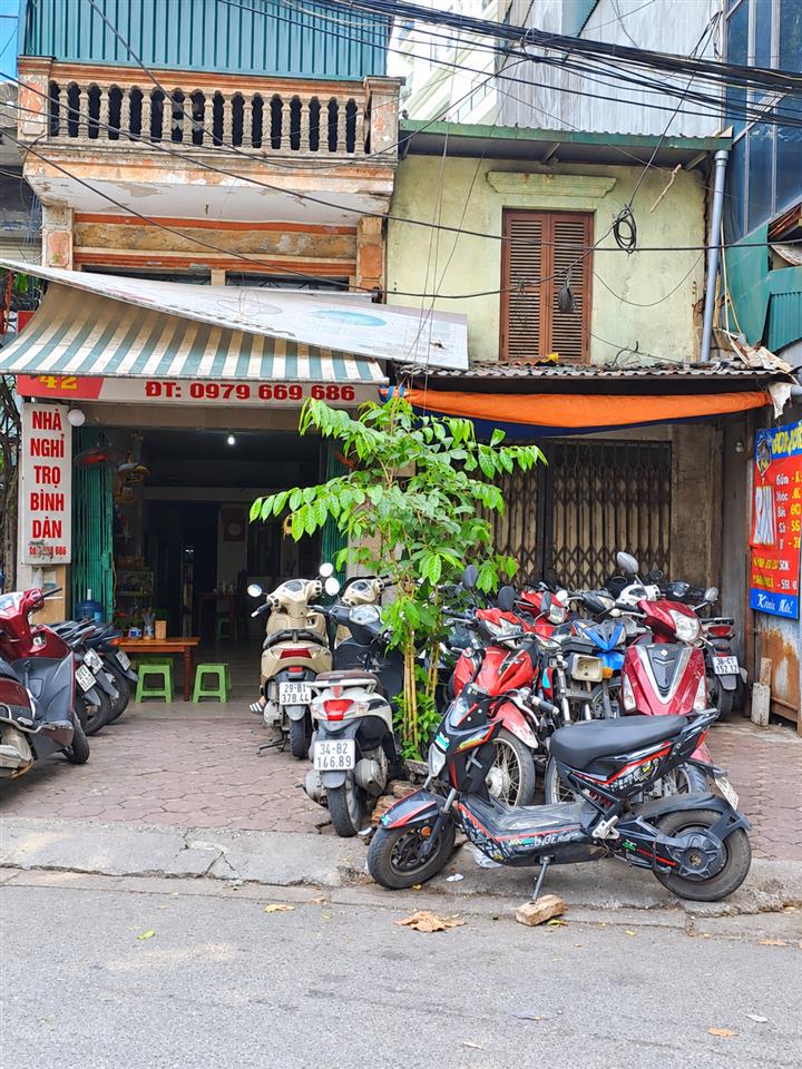 Chính chủ bán nhà đất 140m mặt tiền 6m giải phóng, hoàng mai
