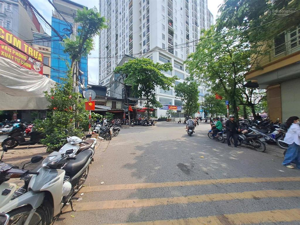Chính chủ bán nhà đất 140m mặt tiền 6m giải phóng, hoàng mai