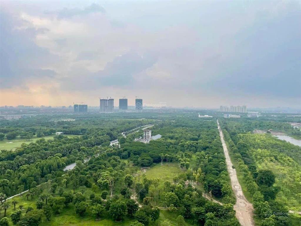 Bán căn hộ thang máy riêng ở ecopark