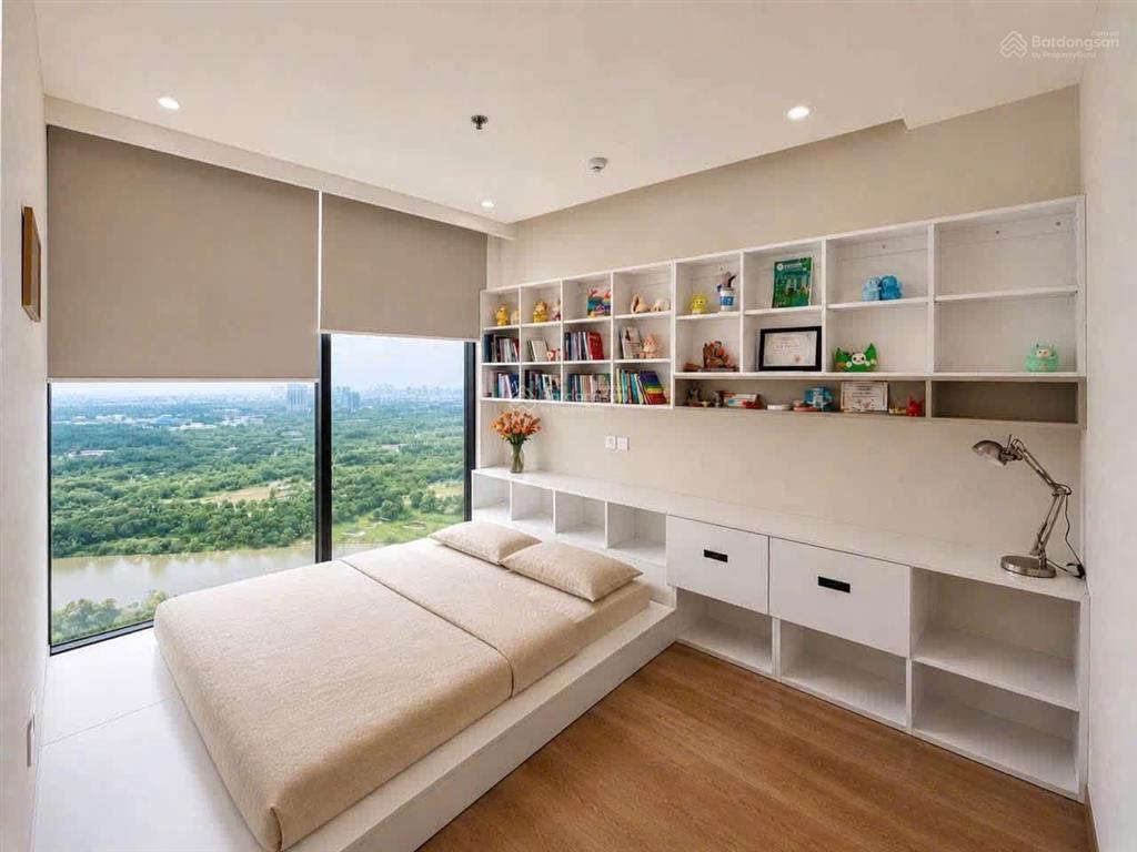 Bán 3pn view hồ thiên nga  căn hoa hậu onsen ecopark