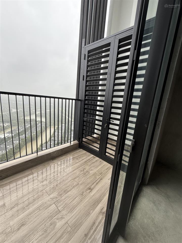Căn hộ trần cao sky forest ecopark, giá 10.x tỉ