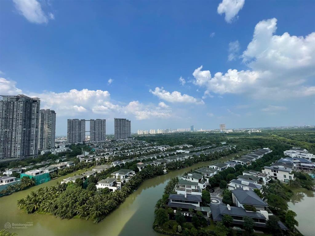 Căn hộ trần cao sky forest ecopark, giá 10.x tỉ