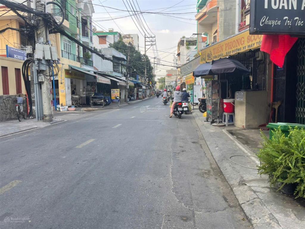 Nhà mặt tiền đường nguyễn quý anh ,tân phú,dt 4x14m đúc 3.5 tấm,giá siêu hot giảm 1.2 tỷ còn 9.3 tỷ