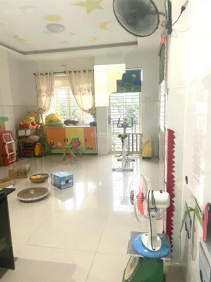 Căn góc 2mt đường 8m gò dầu đối diện c.viên, 4.5x17m đúc 3,5 tấm, giá 10,9 tỷ thương lượng
