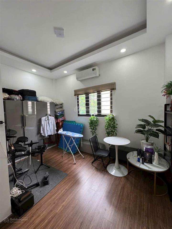 Nhà hẻm 8m khu phân lô nội bộ cao cấp đường độc lập, tân phú, 4,5x12m đúc 3,5 tấm