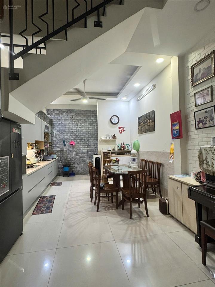 Bán nhà hxh nguyễn quý anh, tân sơn nhì, tân phú, 56.3m2, đúc 3 tấm, giá 8.3 tỷ