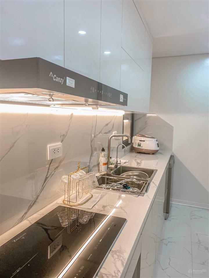 Cần bán lại căn 112m2 chung cư stellar garden, số 35 lê văn thiêm  giá 9tỷ   0932 392 ***