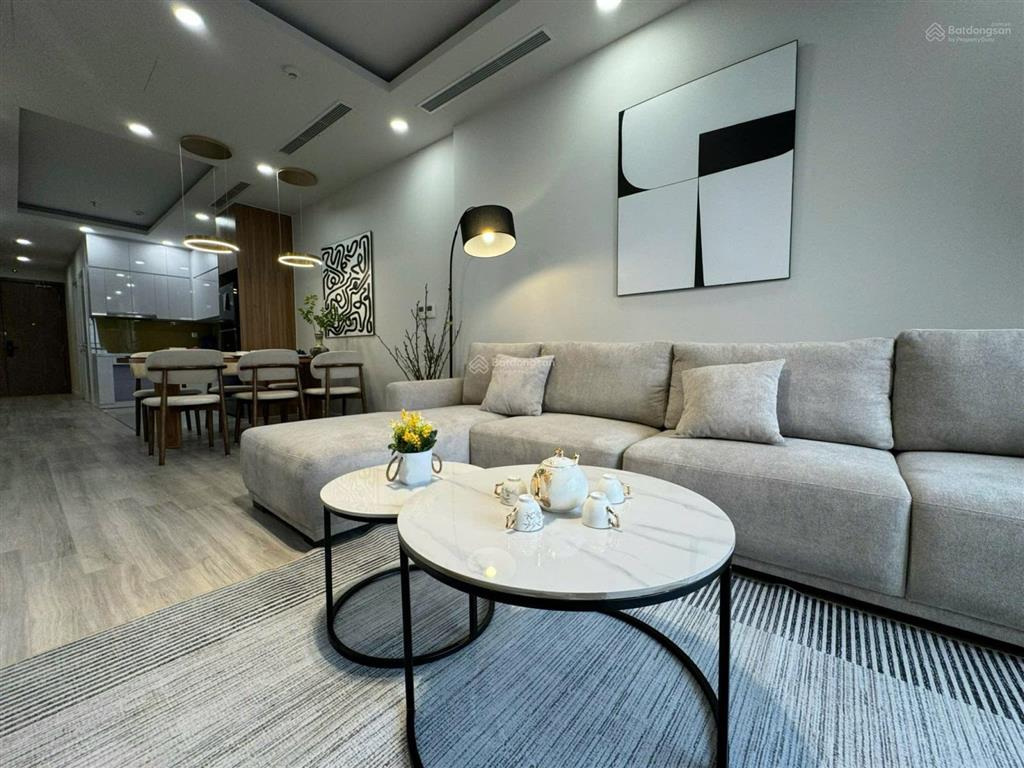 Chính chủ bán căn 2pn dt 69m2 chung cư 219 trung kính, giá 6.2 tỷ bao phí,  0932 392 ***