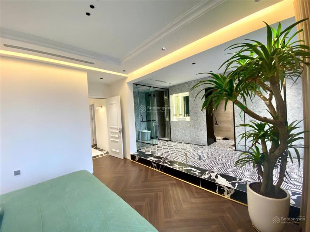 Tôi chính chủ bán căn 3pn dt 118m2 chung cư intracom trung văn, giá 7,6 tỷ bao phí,  0932 392 ***