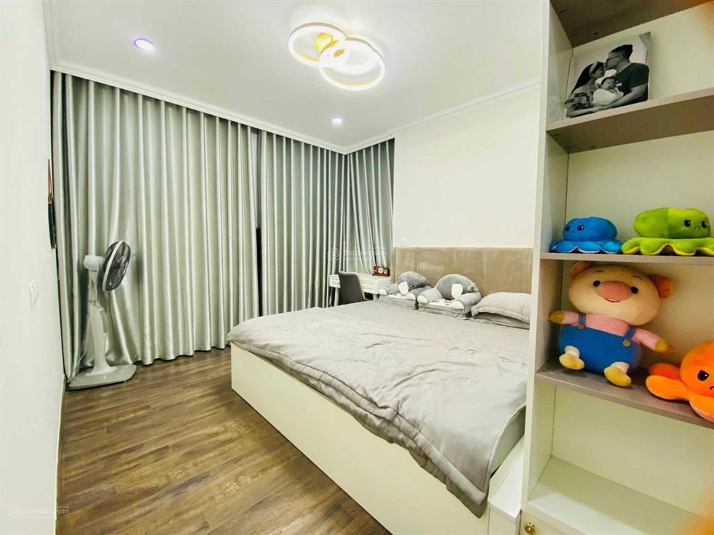 Chính chủ bán căn 3pn dt 96m2 chung cư golden palm, giá 9.5 tỷ bao phí,  0932 392 ***