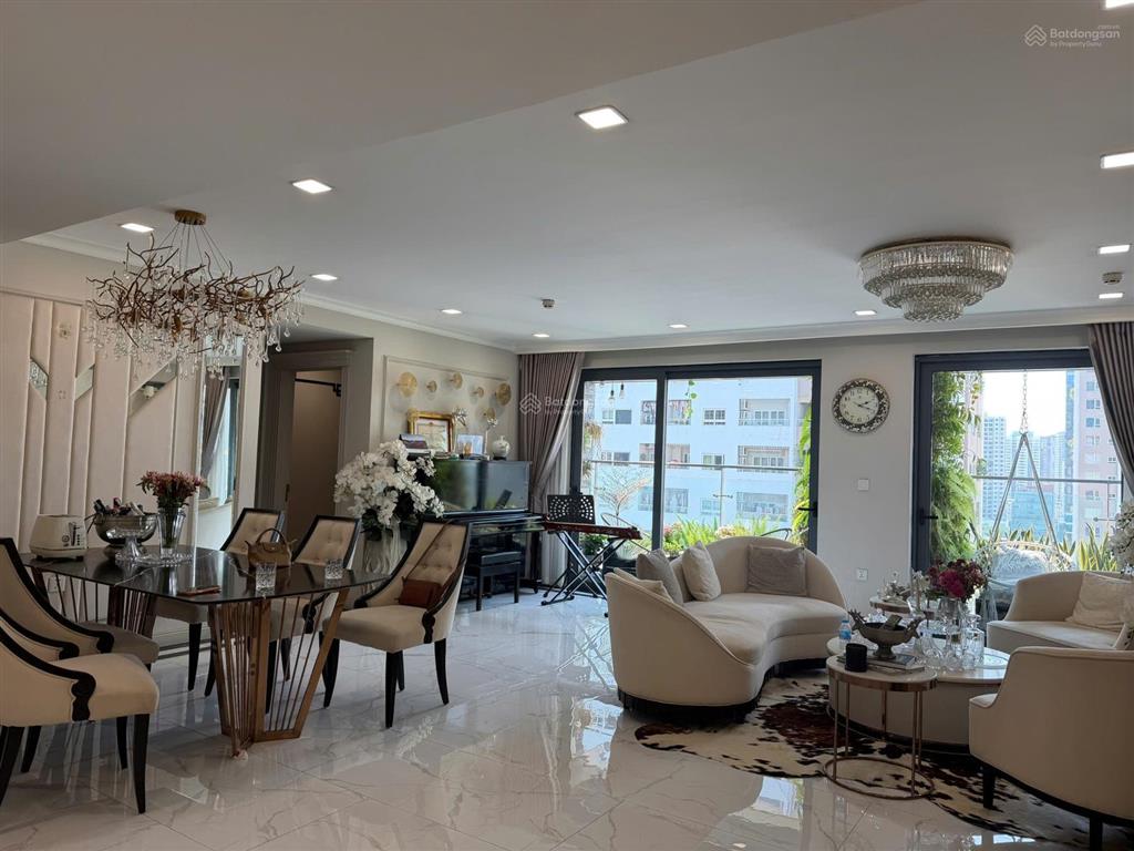 Chính chủ bán căn góc 3pn dt100m2 chung cư pandora triều khúc, giá 8 tỷ bao phí,  0932 392 ***