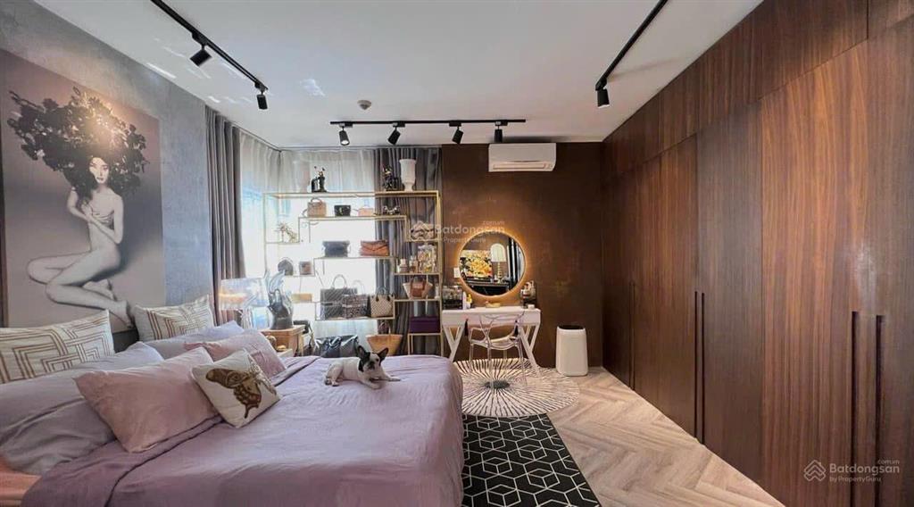 Tôi chính chủ bán căn 2pn chung cư hà nội centerpoint giá 5.9 tỷ bao phí.  0932 392 ***