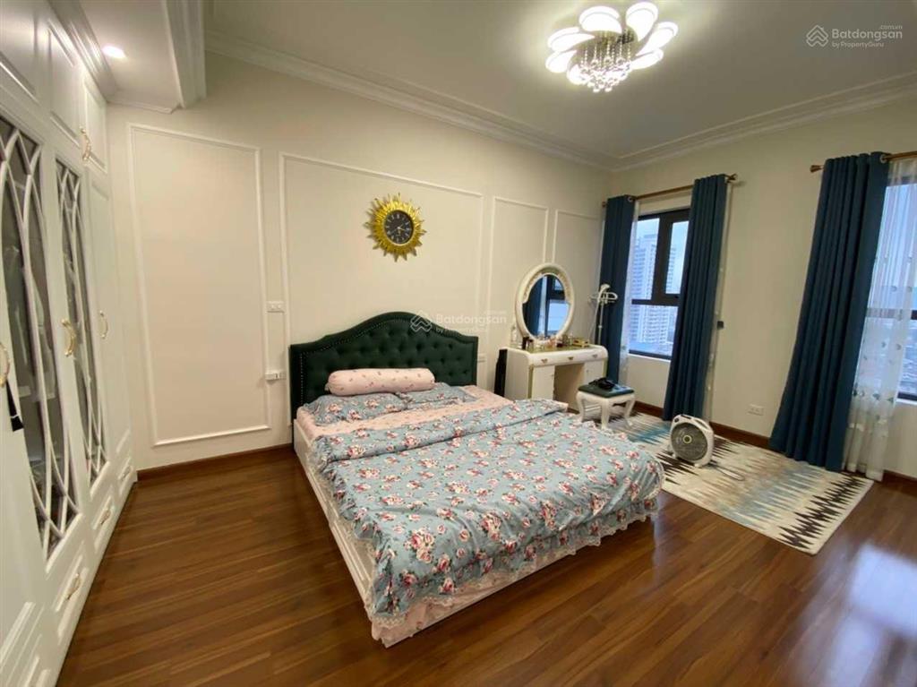 Chính chủ bán căn hộ 2pn dt 98m2 chung cư chelsea residence, giá 8.8 tỷ bao phí,  0932 392 ***