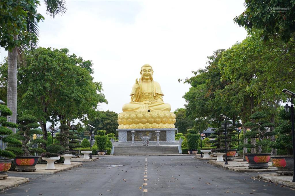Mộ gia tộc nghĩa trang hoa viên bình an  giá 1.35 tỷ