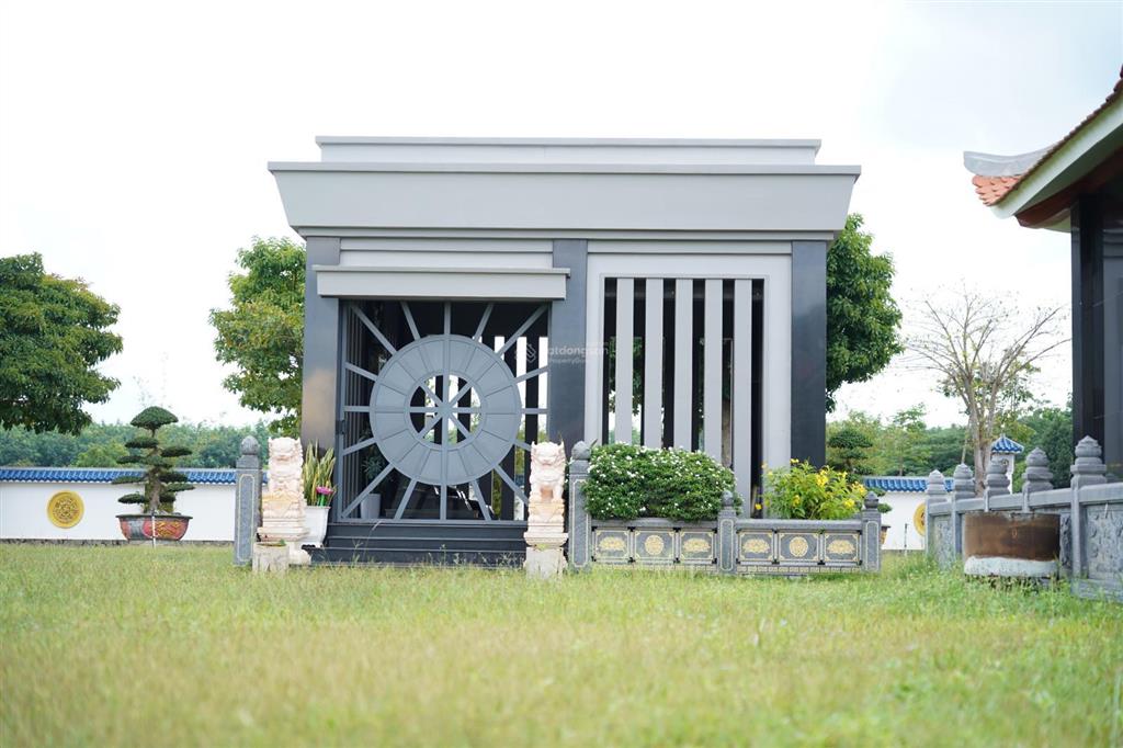 Mộ gia tộc nghĩa trang hoa viên bình an  giá 1.35 tỷ