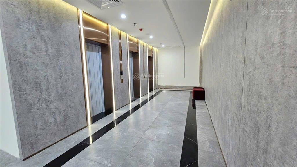 Cần tiền bán gấp 3pn the emerald golf view 4ty55, 95m2, tầng trung view thoáng mát, full nội thất.