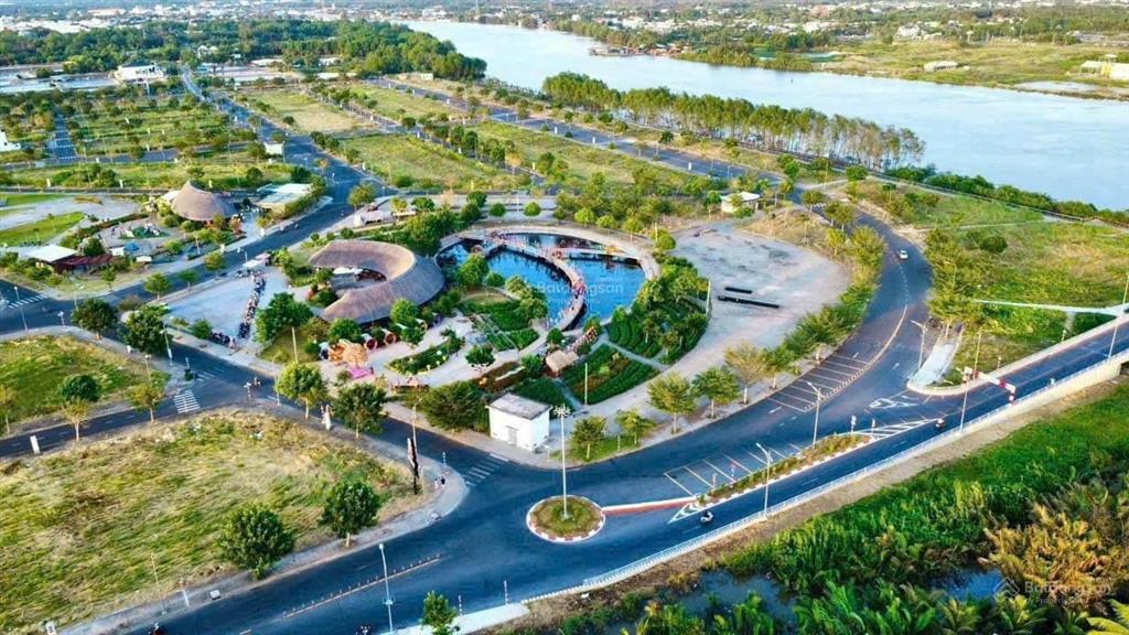 Cần bán lô góc kđt saigon riverpark tại cần giuộc long an 103m2 giá 2ty7 ( bớt lộc)  0931 112 ***