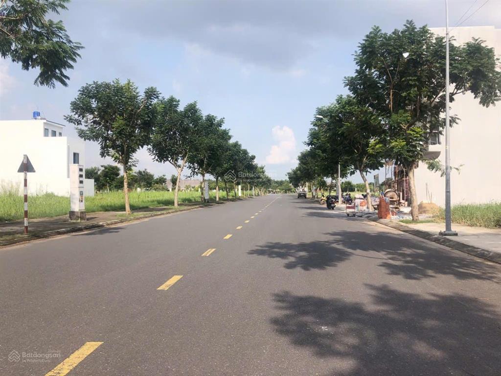 Cần bán lô góc kđt saigon riverpark tại cần giuộc long an 103m2 giá 2ty7 ( bớt lộc)  0931 112 ***