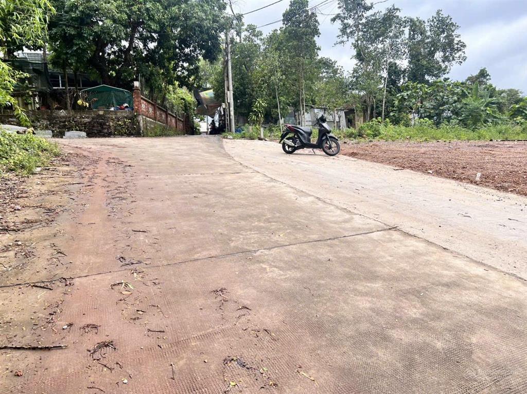 Cần bán lô mặt tiền kiệt 25 vũ ngọc phan, thủy xuân, tp huế, 139m2. giá 2,05 tỷ tl.  0931 112 ***