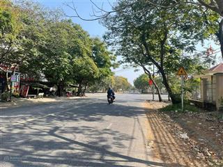 Cần bán lô góc đường số 3 và 6 tại kdc an phú tây. 146m2 giá 7ty2 (thương lượng)  0931 112 ***