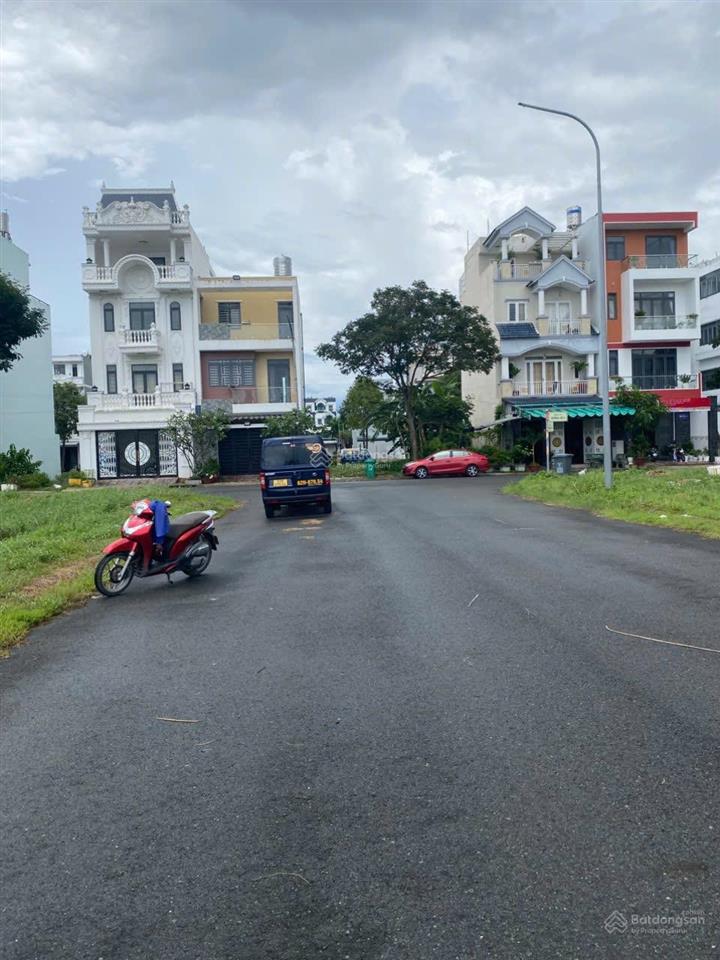 Cầm bán lô đất kđt năm sao tại cần giuộc, long an. 127m2 giá 3ty5 (thương lượng)  0931 112 *** ngâ