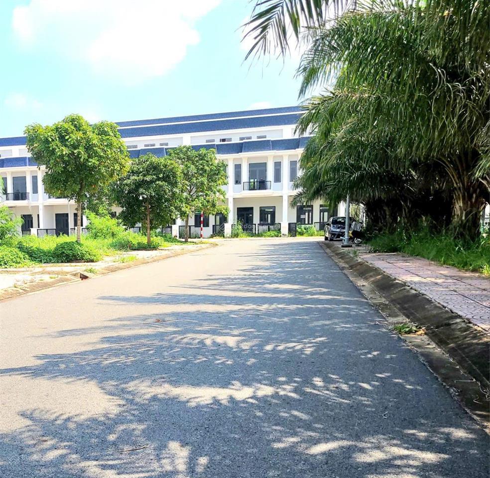 Cắt lỗ cần bán lô đất the sol tại long thượng, cần giuộc, long an. 75m2 giá 2,3 tỷ.  0931 112 ***