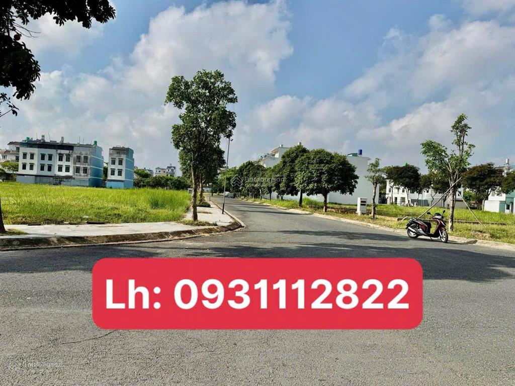 Cần bán lô góc ngay bệnh viện trong kđt năm sao 127m2, giá 3ty980 (bớt lộc)  0931 112 *** ngân