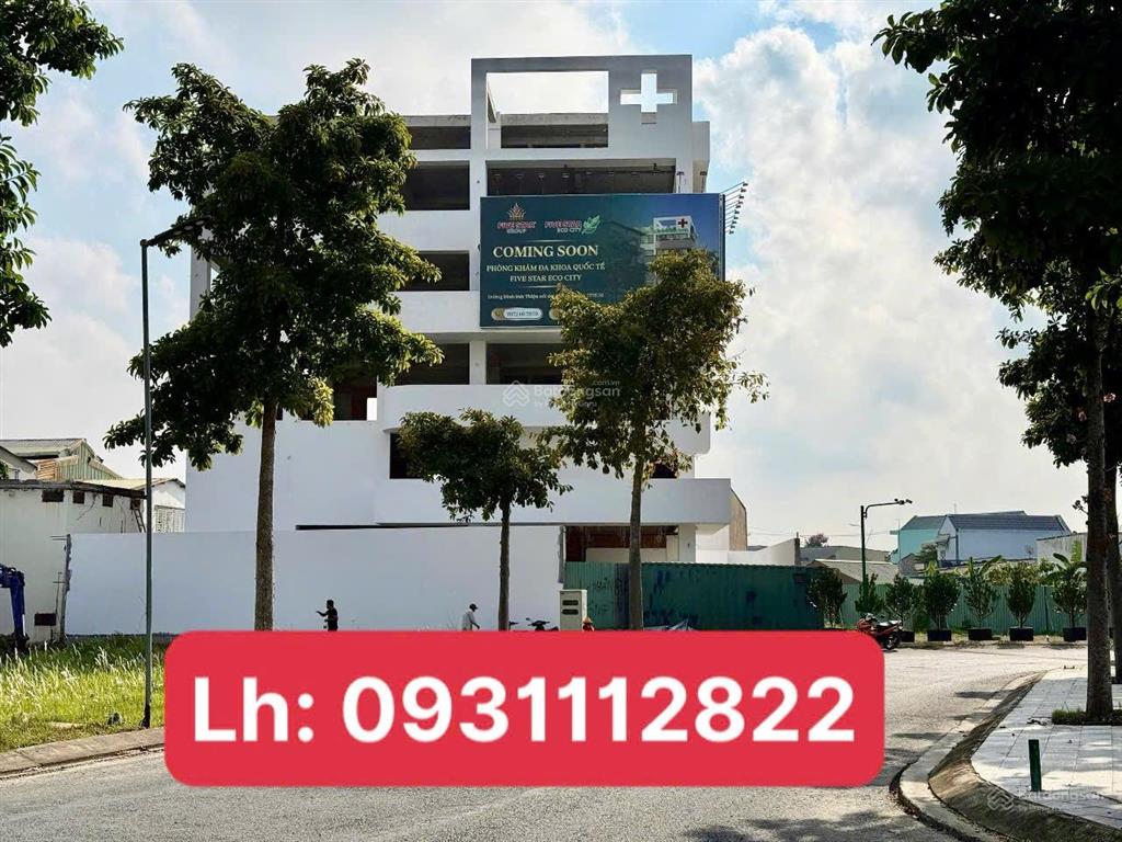 Cần bán lô góc ngay bệnh viện trong kđt năm sao 127m2, giá 3ty980 (bớt lộc)  0931 112 *** ngân