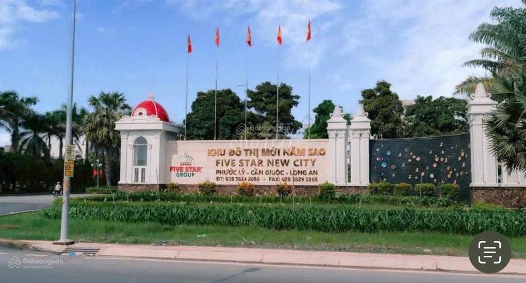 Cần bán căn nhà mặt tiền kdc năm sao 310m2 giá 5ty8.  0931 112 *** ngân
