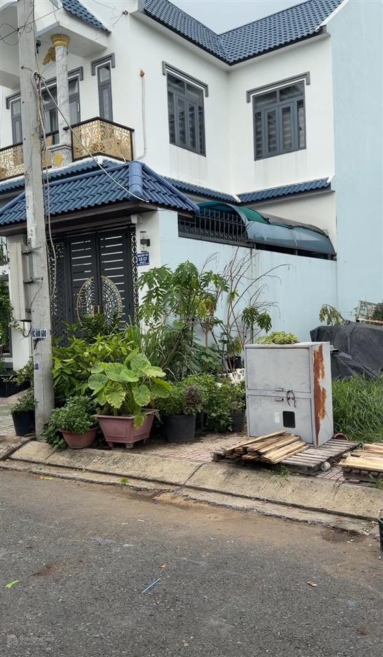 Cần bán lô đất trong kdc phát hải, 124m2 giá 2tỷ5 (thương lượng) cần giuộc, long an.  0931 112 ***