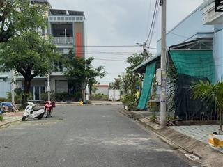 Cần bán lô đất trong kdc phát hải, 124m2 giá 2tỷ5 (thương lượng) cần giuộc, long an.  0931 112 ***