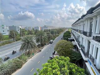Bán lô đất mặt tiền đường kcn hải sơn, cần giuộc 475m2 giá 17tỷ5.  0931 112 *** ngân