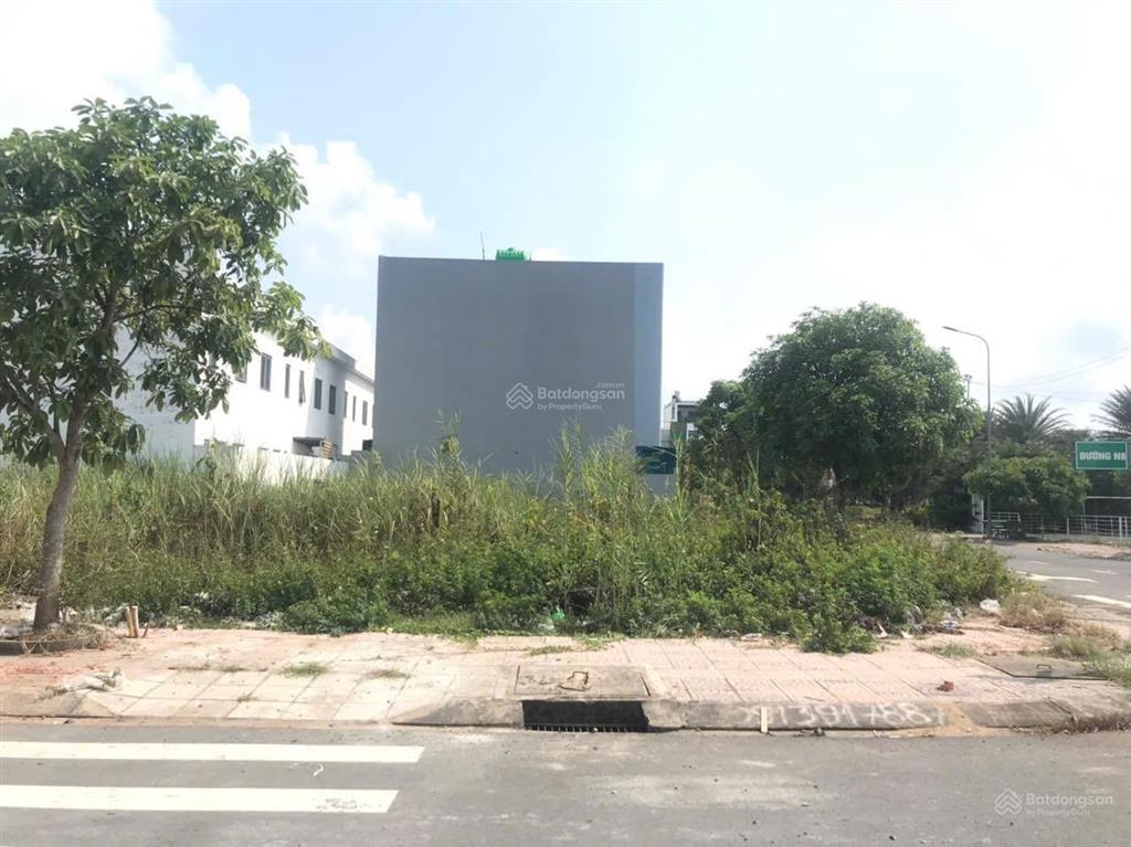 Bán lô góc kđt the sol city 162m2, giá 5t2.  0931 112 *** ngân