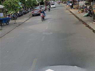 Cần bán căn nhà mặt tiền lâm văn bền, quận 7. có 329m2. giá thương lượng.  0931 112 ***