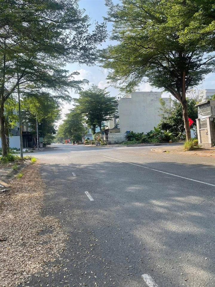 Cần bán lô biệt thự 250m2 giá 7ty3 tại kdc an phú tây.  0931 112 *** ngân
