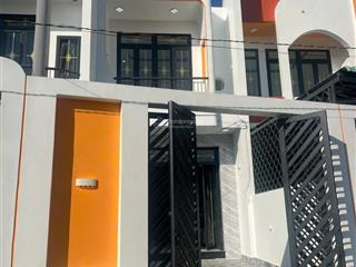 Bán gấp căn nhà tại long hoà, cần đước. giá 2ty250 tl. 140m2  0931 112 *** ngân