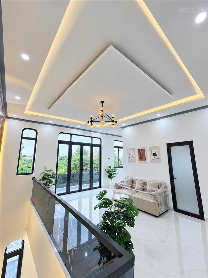 Cần bán căn góc biệt thự ngay kdc mỹ lộc 140m2. giá 4ty890 (thương lượng)  0931 112 *** ngân