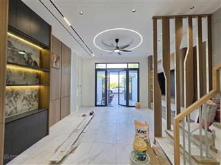 Cần bán căn nhà tại kđt thesol city 106m2 giá 3ty950 (thương lượng)  0931 112 ***