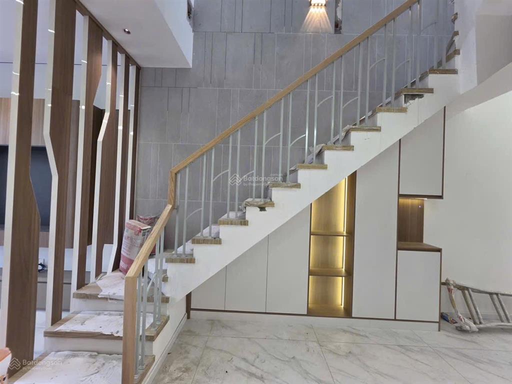 Cần bán căn nhà tại kđt thesol city 106m2 giá 3ty950 (thương lượng)  0931 112 ***