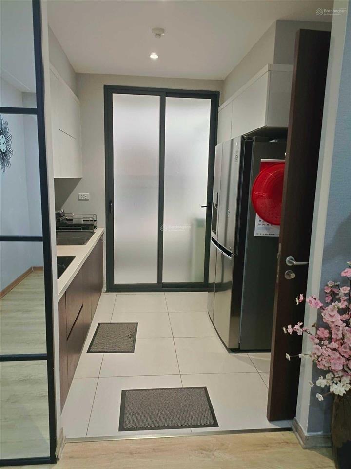 Cho thuê căn 2pn, 95 m2, full đồ, cạnh aeon long biên, nội thất đẹp lung linh