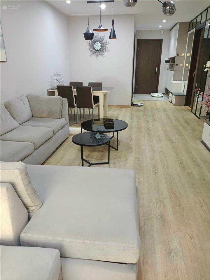 Cho thuê căn 2pn, 95 m2, full đồ, cạnh aeon long biên, nội thất đẹp lung linh