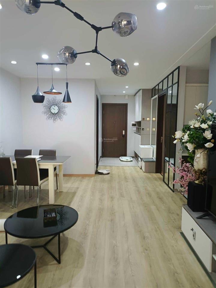 Cho thuê căn 2pn, 95 m2, full đồ, cạnh aeon long biên, nội thất đẹp lung linh