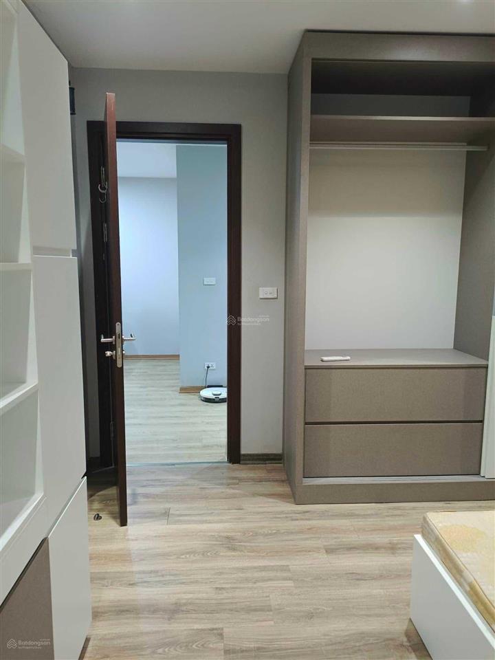 Cho thuê căn 2pn, 95 m2, full đồ, cạnh aeon long biên, nội thất đẹp lung linh