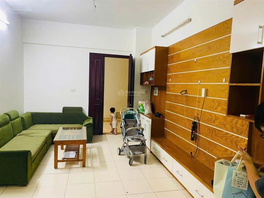 Cho thuê căn hộ 2 pn full nội thất, khu việt hưng thoáng mát, yên bình