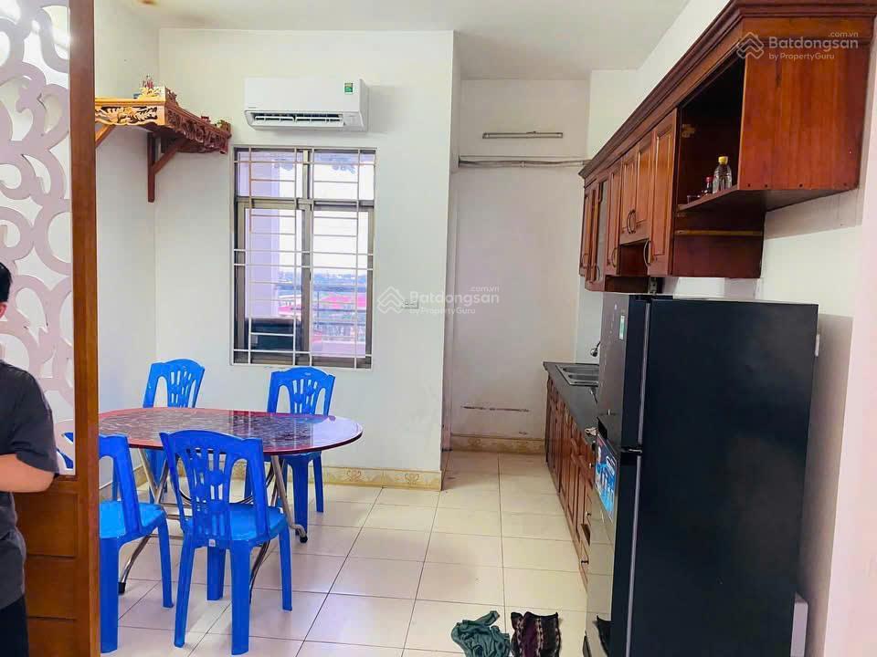 Cho thuê căn hộ 2 pn full nội thất, khu việt hưng thoáng mát, yên bình