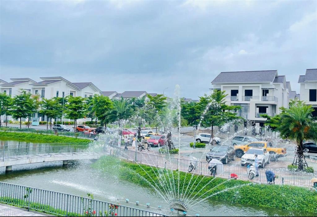 Biệt thự chuẩn hạ tầng singapore, cạnh hà nội 225m2, giá chỉ bằng chung cư, mua trực tiếp cđt