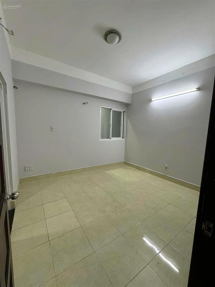 Bán căn hộ khang gia 71m2. có sổ hồng. giá 3,05 tỷ. bớt lộc