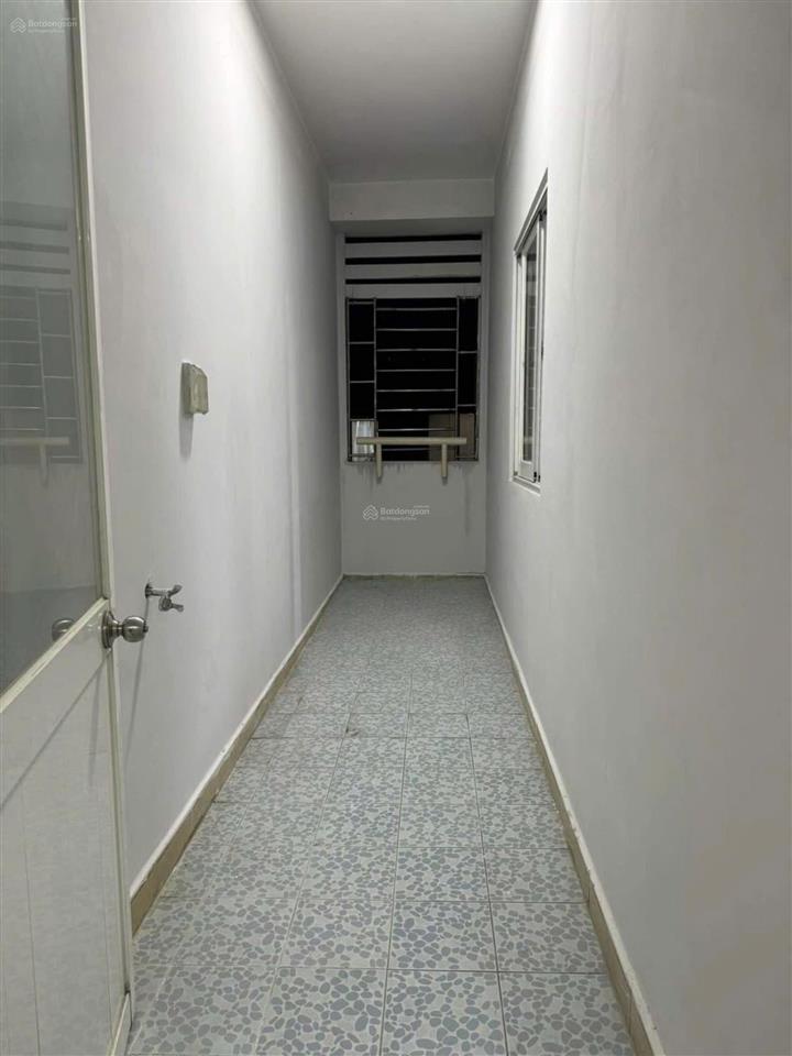 Bán căn hộ khang gia 71m2. có sổ hồng. giá 3,05 tỷ. bớt lộc